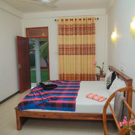 Hasaranga Holiday House Hikkaduwa Exteriér fotografie