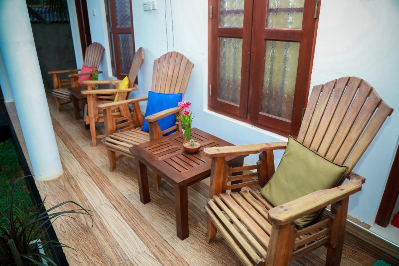 Hasaranga Holiday House Hikkaduwa Exteriér fotografie