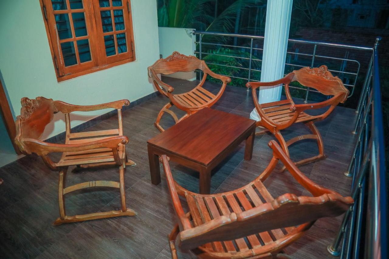 Hasaranga Holiday House Hikkaduwa Exteriér fotografie